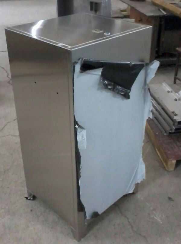 產(chǎn)品名稱(chēng)：不銹鋼機(jī)箱機(jī)柜
